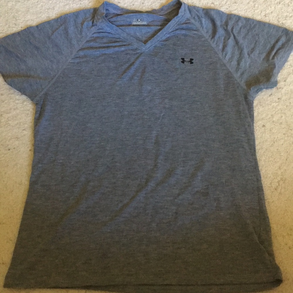 Under armour shirt, small